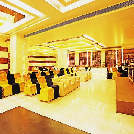 OYO Capital O 8902 Hotel Ronald Inn Faridabad Esterno foto